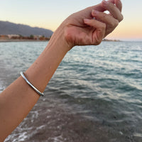 Single Silver Metallic bracelet - Size 2