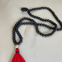 מאלה בזלת - גדיל אדום