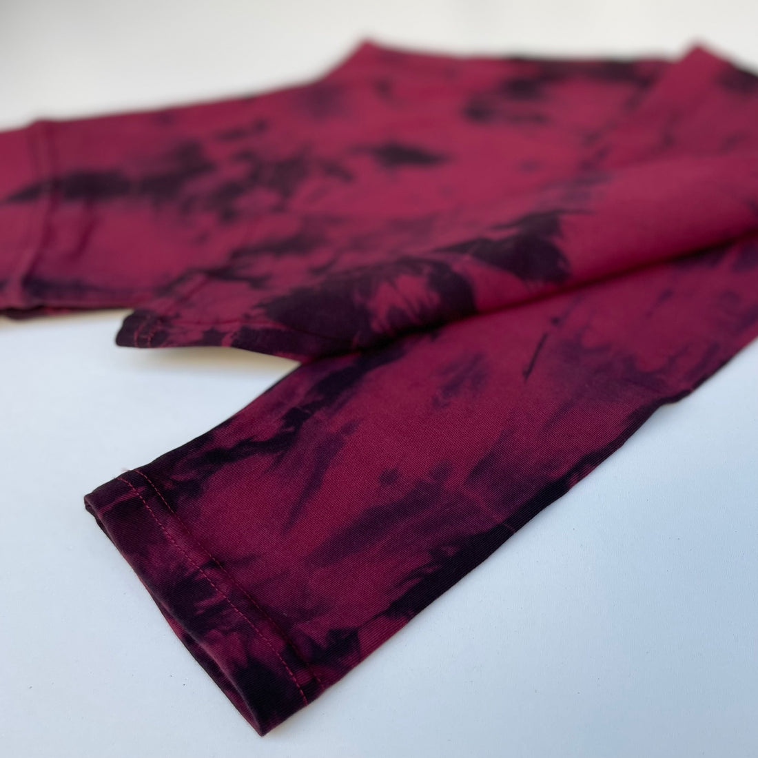 Tie Dye Yoga Leggings - Wine & Black