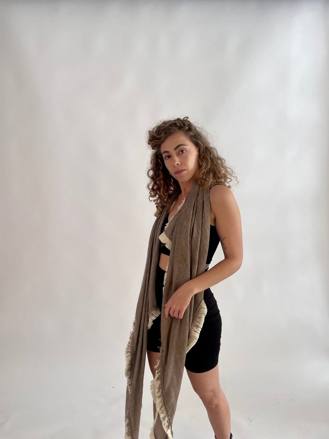 שאל פרנזים ענק - אבן וקרם