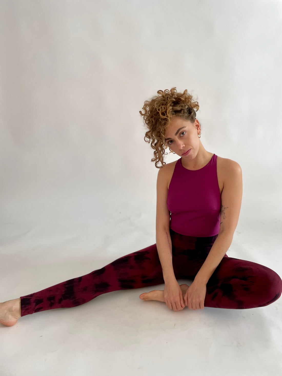Tie Dye Yoga Leggings - Wine & Black