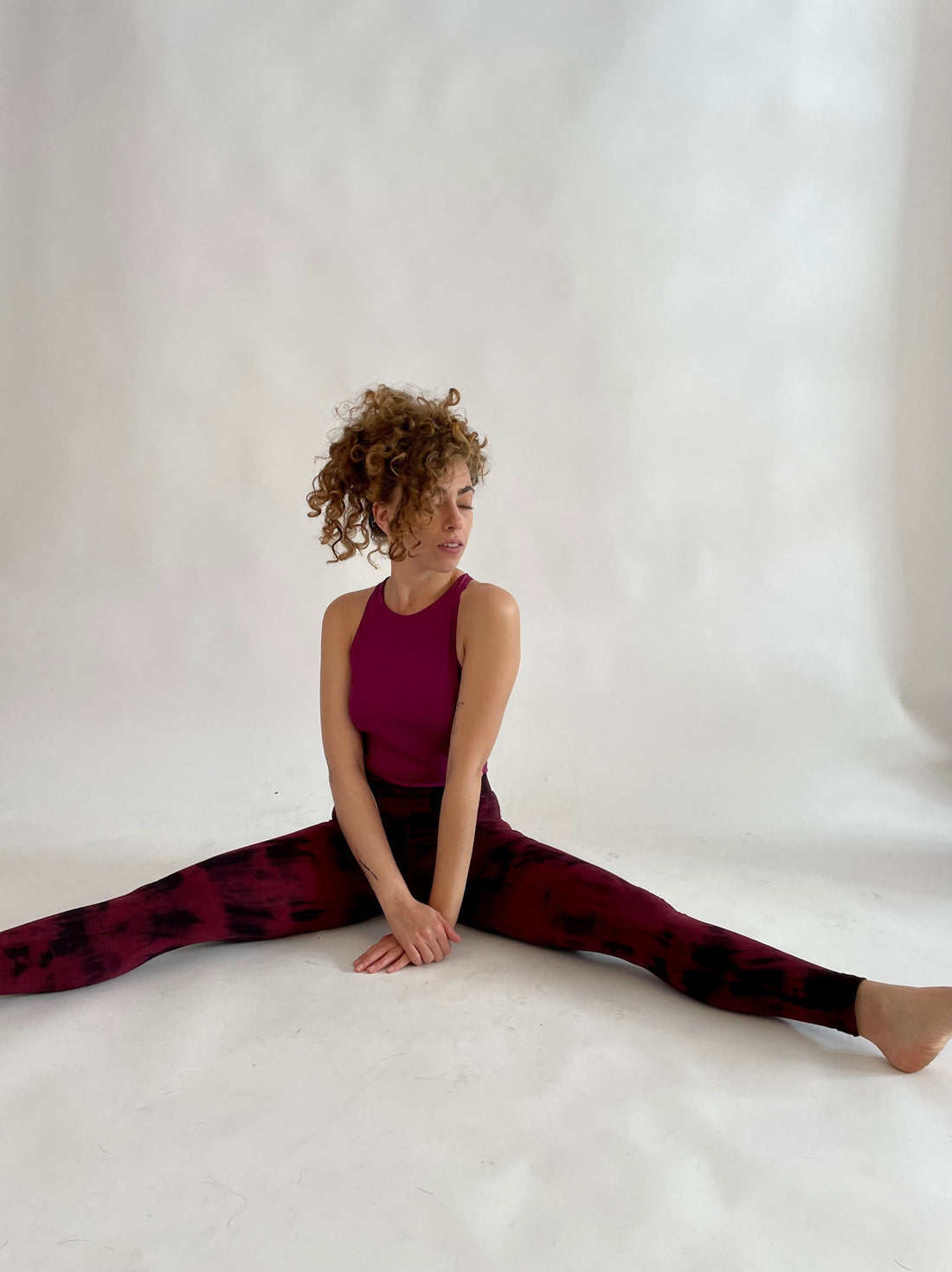 Tie Dye Yoga Leggings - Wine & Black