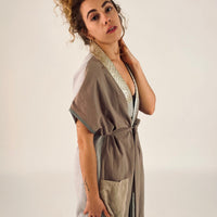וסט נוודים - כסף וזהב