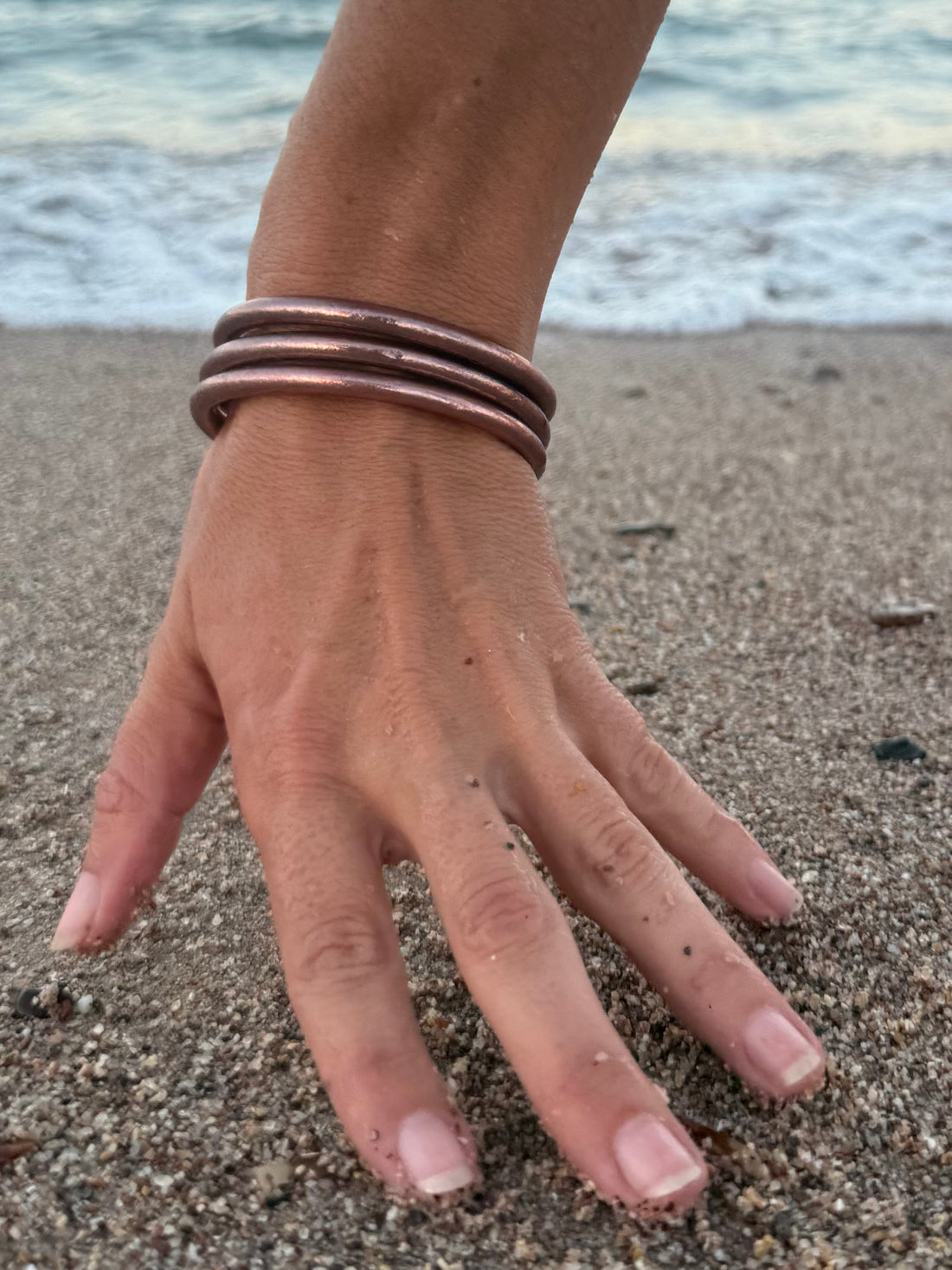 Single Rose Gold Metallic bracelet - Size 1