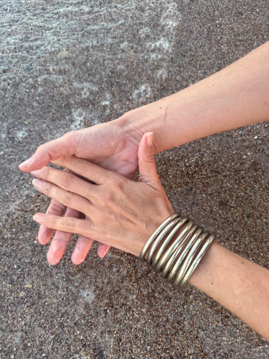 Single White Gold Metallic bracelet - Size 2