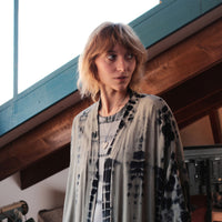 Dyed viscose kimono - stone & navy