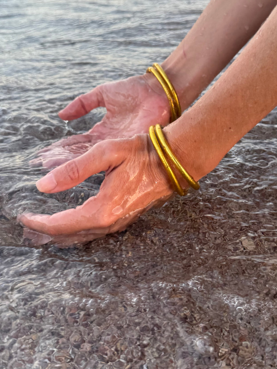 Single Gold Metallic bracelet - Size 1