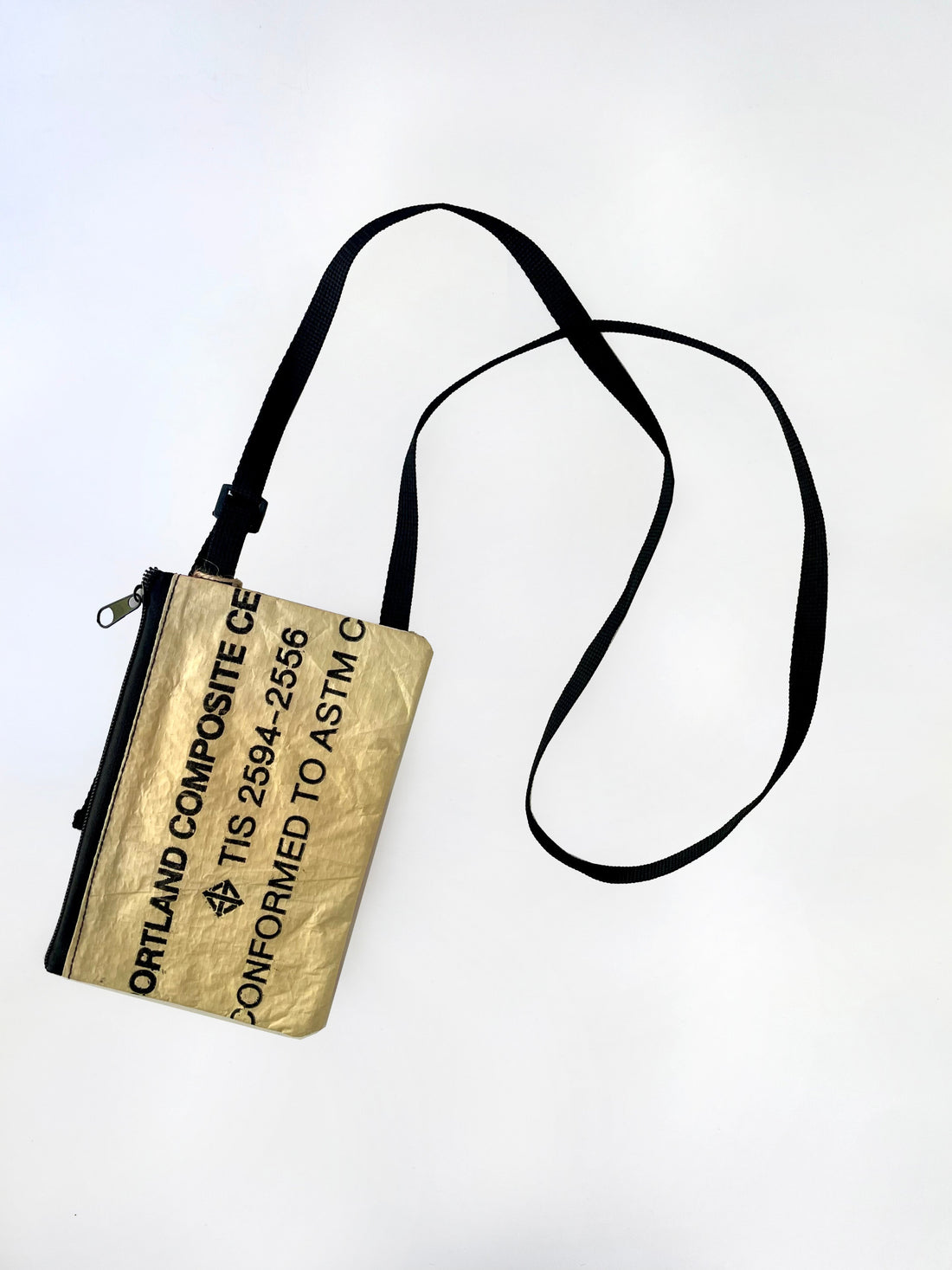 Recycled cross bag - Shaul