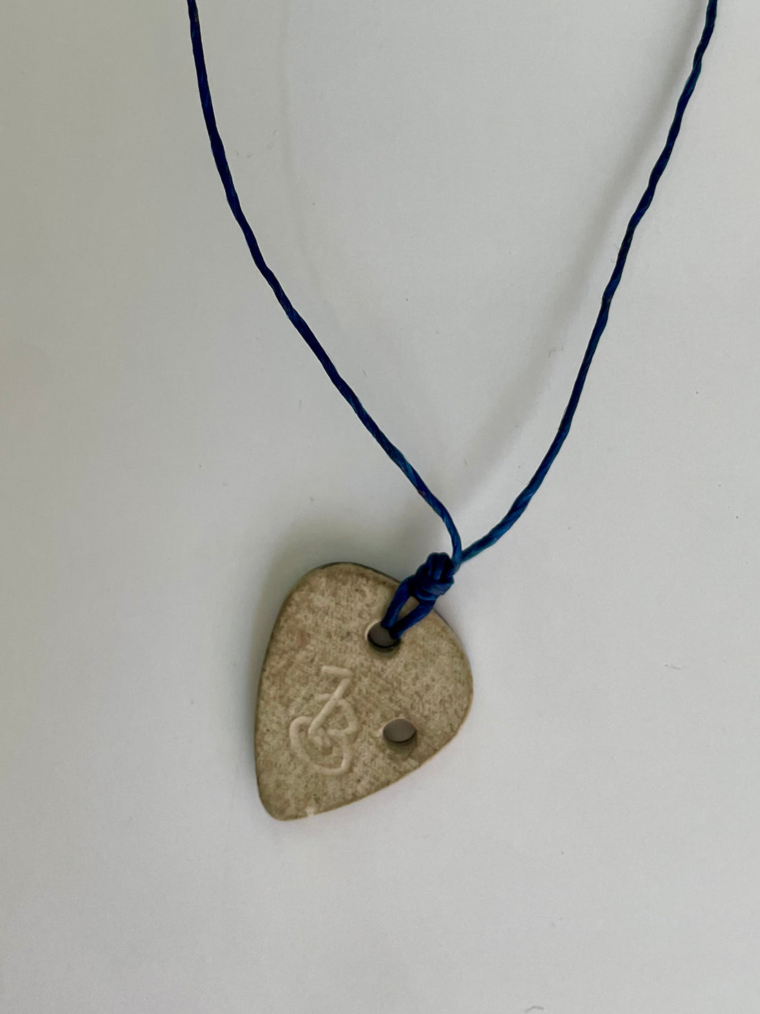 Ceramic Necklace Arts2 - XO