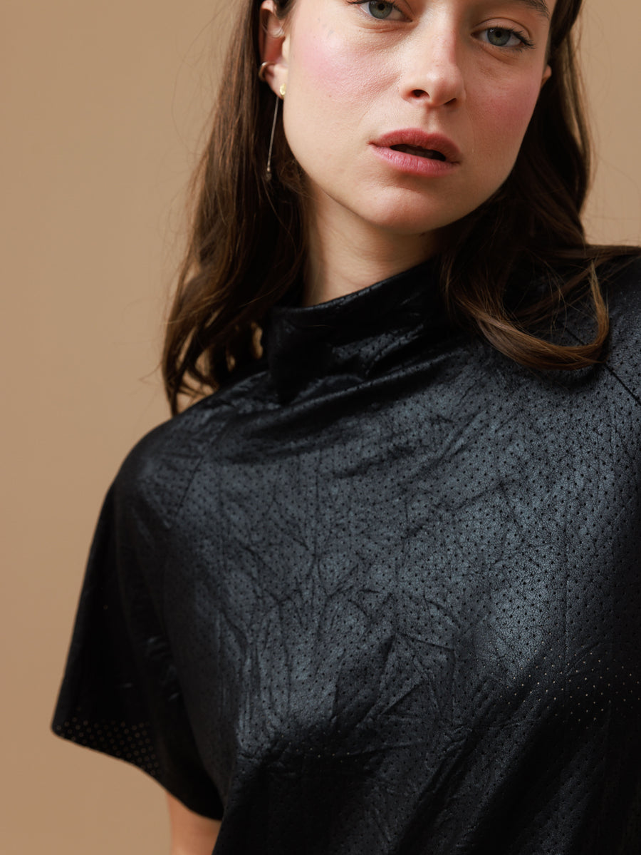 חולצה | עטרה | שחור